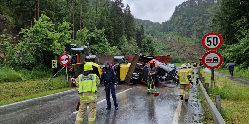 Verkehrsunfall Traktor B186